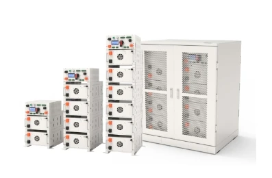 Baterías modulares montadas en rack con gabinete de almacenamiento