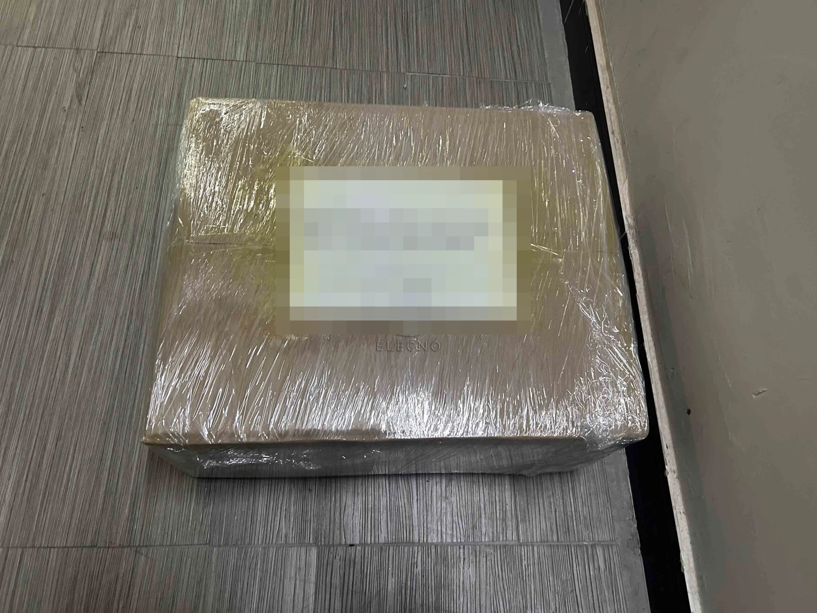 Estuche de envío envuelto y protegido para pedidos de baterías de Ghana con detalles del cliente ocultos